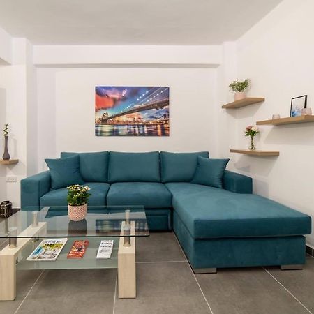 Brand New Aprt With Backyard In Lycabettus Hill ! Apartment Athens Exterior photo