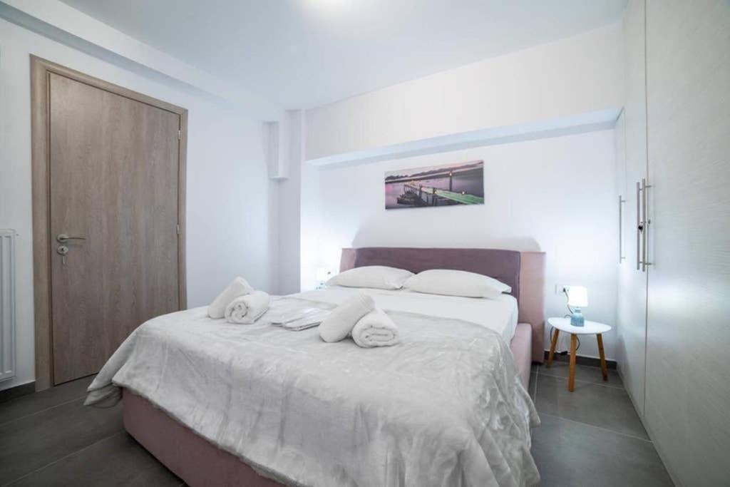 Brand New Aprt With Backyard In Lycabettus Hill ! Apartment Athens Exterior photo