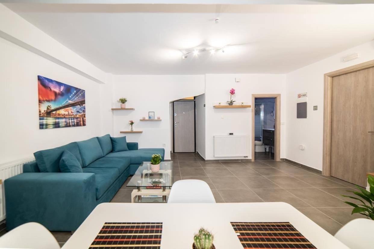 Brand New Aprt With Backyard In Lycabettus Hill ! Apartment Athens Exterior photo